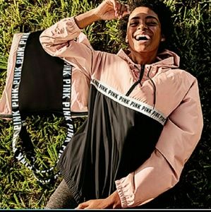 VS PINK ANORAK HALF ZIP